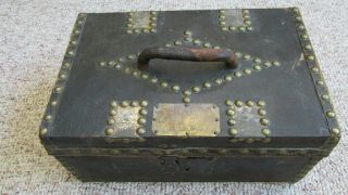 Buffalo Bill Wild West Show Chief Lone Bear Owned Small Leather Trunk - Brass Tack