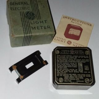 Vintage G.  E.  Light Meter To Measure A SURFACE By Footcandles 1st Model 8DW40Y1 3