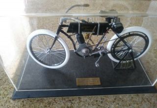 Harley - Davidson Serial Number 1 1903 - 1904 Bicycle Diecast Model