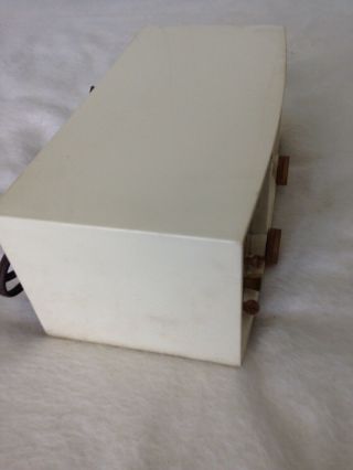 - Vintage Zenith Model X519 - 5 - Tube Clock Radio - sound. 3