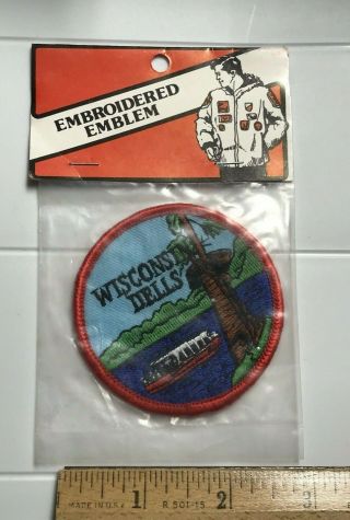 Nip Wisconsin Dells River Boat Tour 2.  5 " Round Souvenir Embroidered Patch Badge