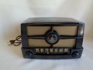 Vintage Emerson Tube Radio Model 587