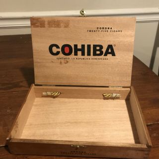 Cohiba Red Dot Corona Empty Wood Cigar Box 2