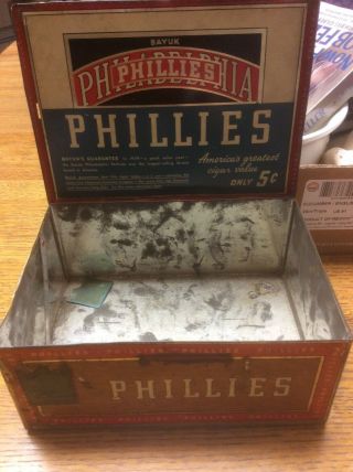 Vintage Bayuk Philadelphia Phillies Perfecto 5 Cent Cigar Tin Box