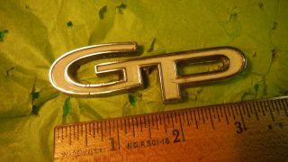 W - 50 Pontiac Gp Hood Trunk Emblem Vintage Metal 1965 - 6 7657958 Grand Prix