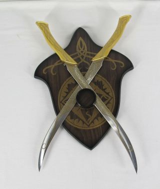 Fighting Knives Of Legolas/lord Of The Rings/the Hobbit W/back Shield Nr Yqz
