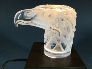 Lalique Crystal Eagle Head Paperweight Art Glass w/Lighted Stand France yqz 3