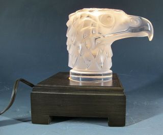 Lalique Crystal Eagle Head Paperweight Art Glass w/Lighted Stand France yqz 4