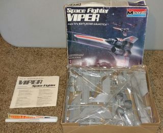 Monogram Battlestar Galactica 6027 Space Fighter Viper Plastic Model Nib Opened
