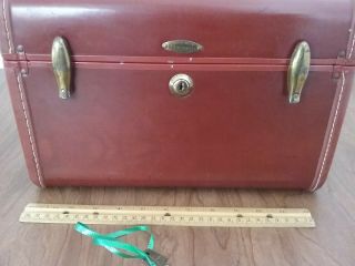 Vintage Samsonite Shwayder Bros.  Brown luggage suitcase makeup train case & key 5