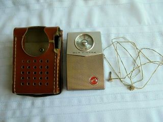 Vintage Rca Victor Transistor Radio Model 1 - Tp - 2j W/ Leather Case & Ear Phone
