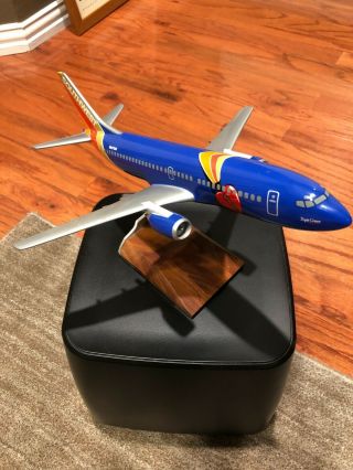 Southwest Airlines Triple Crown One N647sw Desk Model Plane 13”