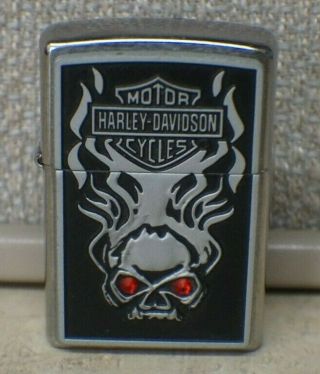 Harley Davidson Skull With Red Crystal Eyes Zippo Lighter B 16