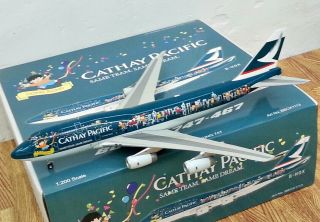 Blue Box 1/200 Cathay Pacific Airways Boeing 747 - 400 B - Hox Spirit Of Hong Kong
