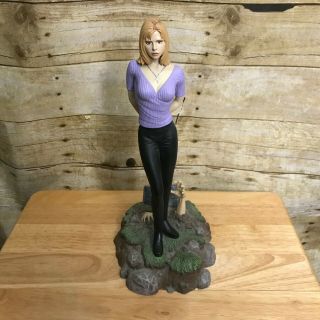 Buffy The Vampire Slayer 12 " Statue By Steve Varner Studios Limited/numbered
