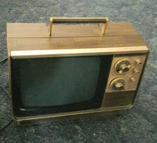 Vintage Zenith Portable Television Tv H094x Spirit Of 