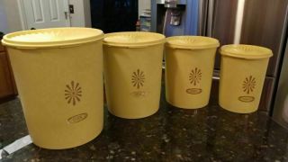 Set Of 4 Vintage Tupperware Harvest Gold Canisters With Lids 805 807 809 811