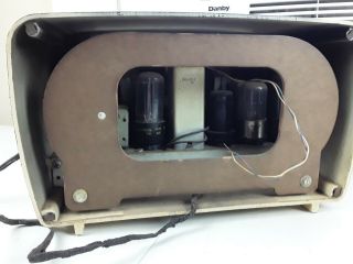 Vintage 40 ' s RCA Victor Bakelite Radio MODEL 65X2 TUBE RADIO 2