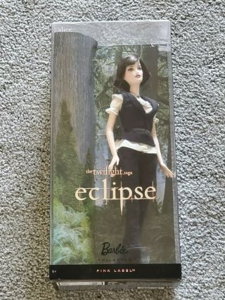 Twilight Saga Eclipse Alice Cullen Barbie Pink Label