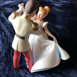 Disney Wdcc Cinderella And Prince Charming " So This Is Love " Figurine Statue