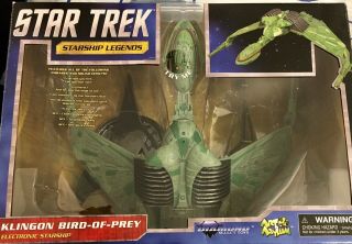 Diamond Select Toys Star Trek: Electronic Klingon Bird Of Prey Ship Play Lights