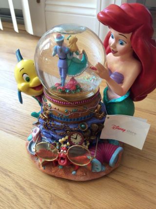 Disney’s Little Mermaid Musical Snow Globe,  Plays “under The Sea”
