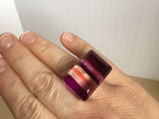 NOS 1960s Vintage Purple Pink Striped Chunky Lucite Ring Made in Japan Size 8.  5 4