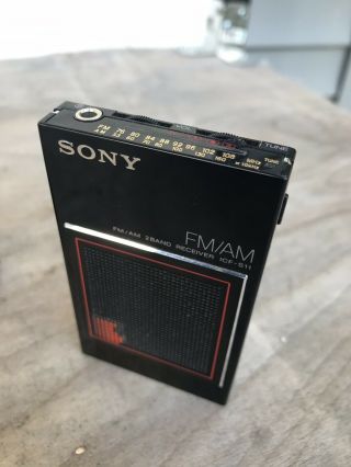 Vintage Sony Icf - S11 Am/fm Japan Mini/micro Transistor Radio