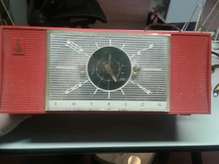 Vintage Mid Century Emerson Red Alarm Clock Am Tube Radio 1950s