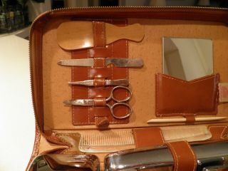 Vintage Tommy Traveler deluxe men ' s 13 piece grooming vanity kit 2