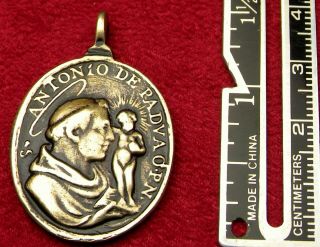 Franciscan Monk Antique St.  Francis of Assisi St.  Anthony of Padua Bronze Medal 6
