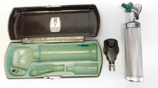 Welch Allyn Diagnostic Otoscope Ophthalmoscope In Bakelite Case Vintage