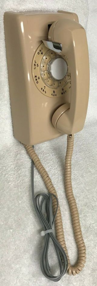 Vintage 1960s Western Electric A/b 554 6 - 60 Light Brown Rotary Wall Mount Phone