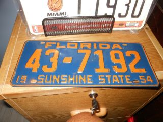 Florida 1954 license plate issued in Okaloosa County 3