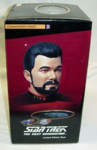 Commander Riker - Star Trek: The Next Generation Limited Edition Sideshow Bust 2