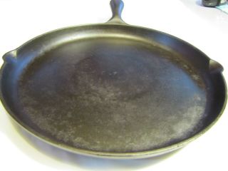 Antique WAPAK 8 Shallow Skillet Griddle with Heat Ring Cast Iron One Hole 4