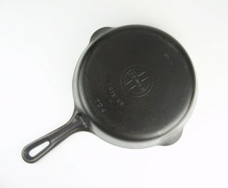 Vintage Griswold Cast Iron Skillet No 5 Small Logo P/n 724 Grooved Handle