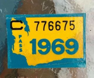 1969 Washington Passenger Vehicle License Plate Tags PASS WA 4