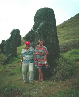 Easter Island Heads Isla de Pascua Rapa Nui Monolithic Monolith Statue Sculpture 7