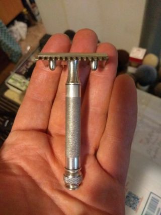Vintage Gillette Old Type Open Comb Safety Razor
