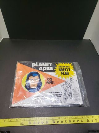 Planet Of The Apes Gallen " Go Ape " Add On Bike Safety Flag 1974 Nos