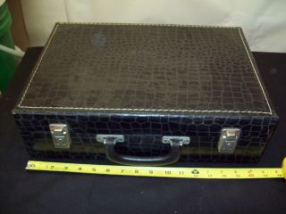 Vintage simulated crock skin 8 track tape storage case holds 30 tapes 3