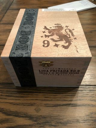 Liga Privada No.  9 Belicoso Oscuro Wood Wooden Cigar Box - Empty