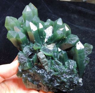 650g Natural Beauty Rare green Quartz Crystal Cluster Mineral Specimen wu107 2