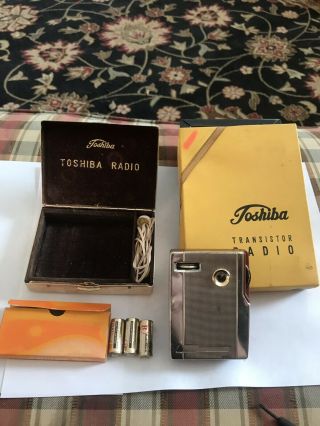 Vintage Toshiba 7tp - 30 Transistor Radio With & Accessories Collectable