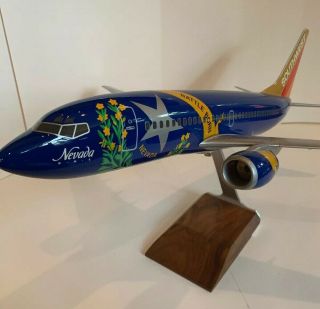 Pacmin Southwest Airlines Boeing 737 Nevada One Model & Stand Rare