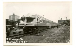 Photo Hiawatha Train Chicago Milwaukee St.  Paul & Pacific Railroad Engine 1939
