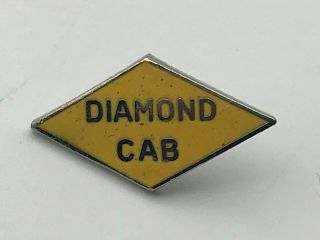 Vintage Yellow Diamond Cab Advertising Lapel Pin Rare B9
