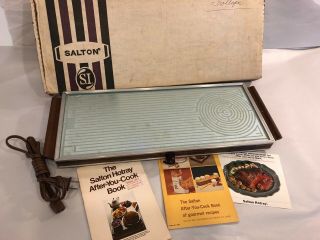 Vintage Retro Salton Hotray Automatic Food Warmer,  Model H - 123 (lee578)