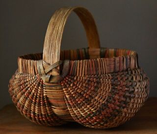 Very Finely Woven Native American Cherokee Dyed Buttocks Egg Basket Southeast